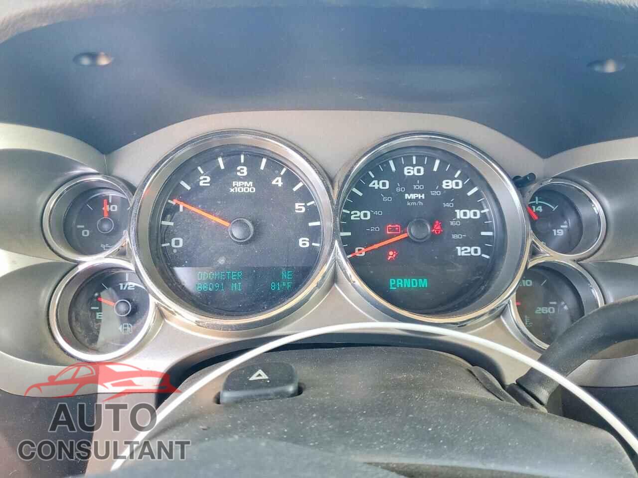 CHEVROLET SILVERADO 2013 - 1GCRCSE04DZ330485
