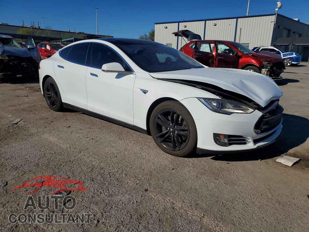 TESLA MODEL S 2013 - 5YJSA1CN3DFP04123