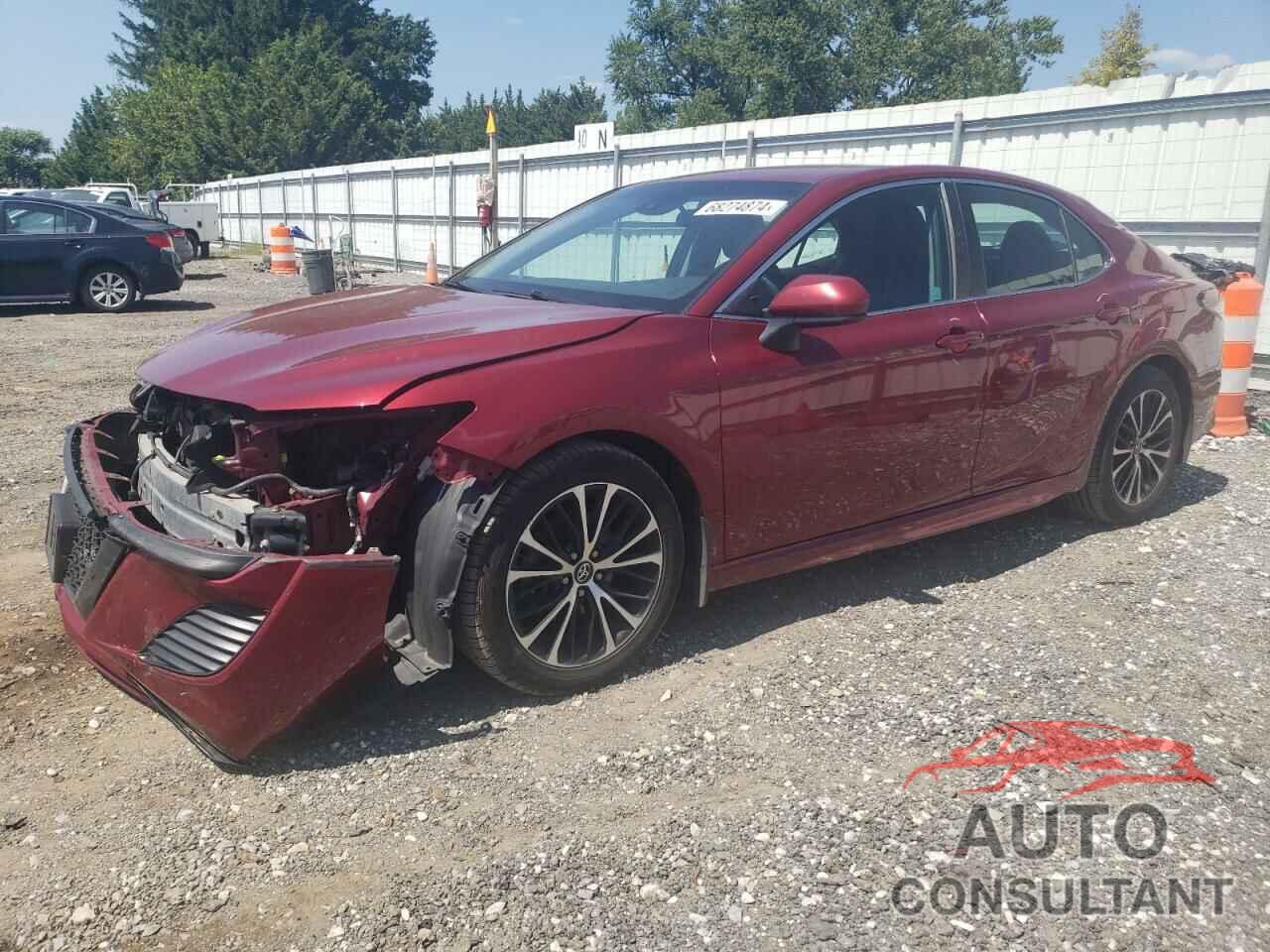 TOYOTA CAMRY 2018 - 4T1B11HK0JU576615