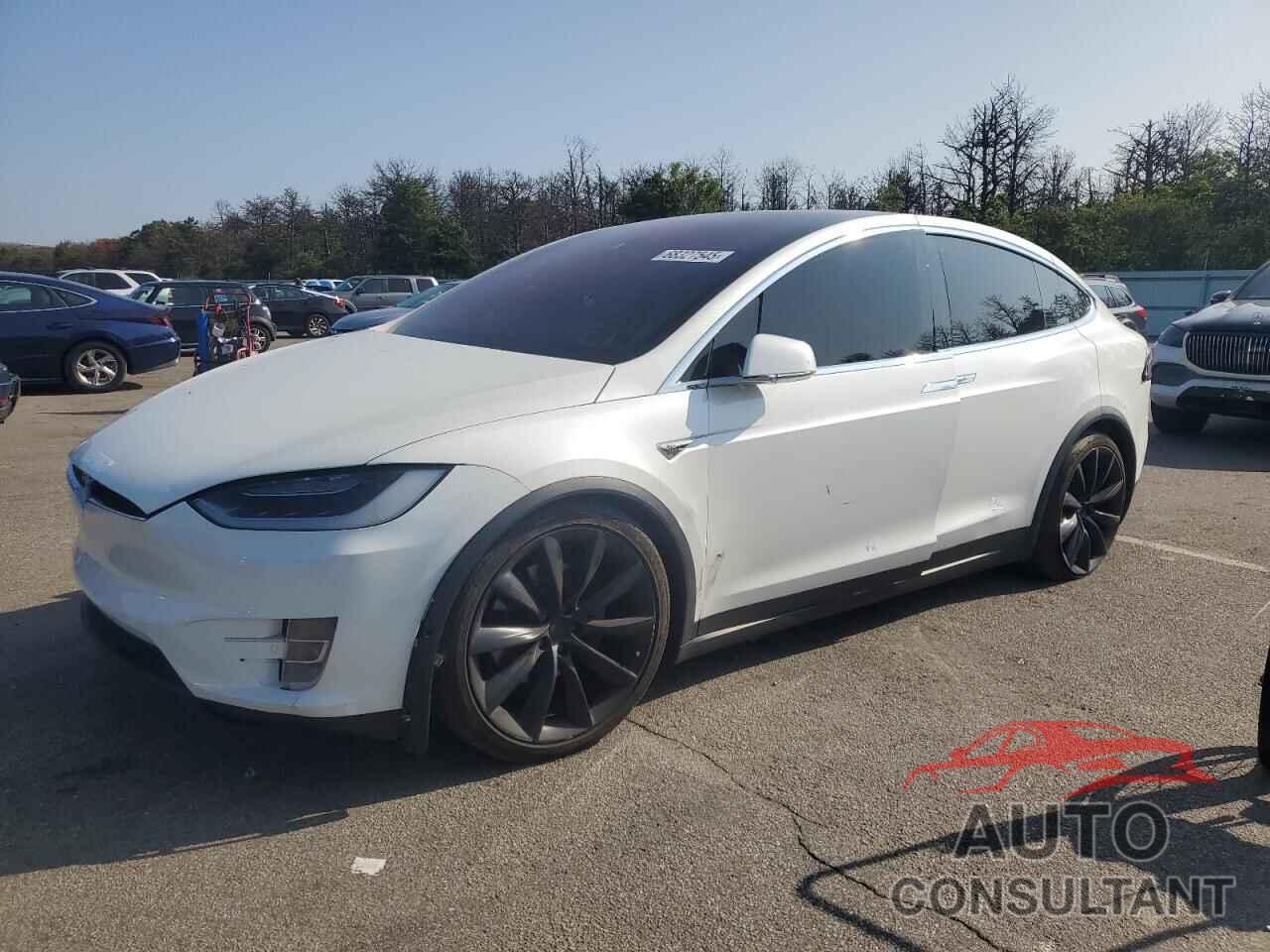 TESLA MODEL X 2016 - 5YJXCBE22GF008219
