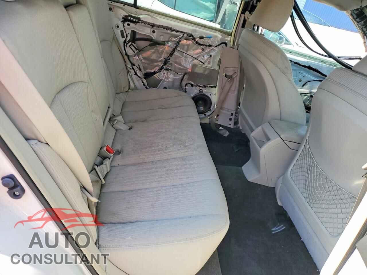 SUBARU OUTBACK 2012 - 4S4BRBCC7C3299128