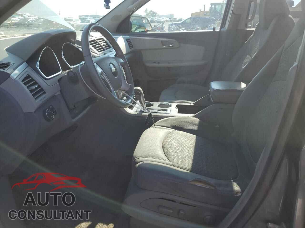 CHEVROLET TRAVERSE 2010 - 1GNLRFED8AS100748