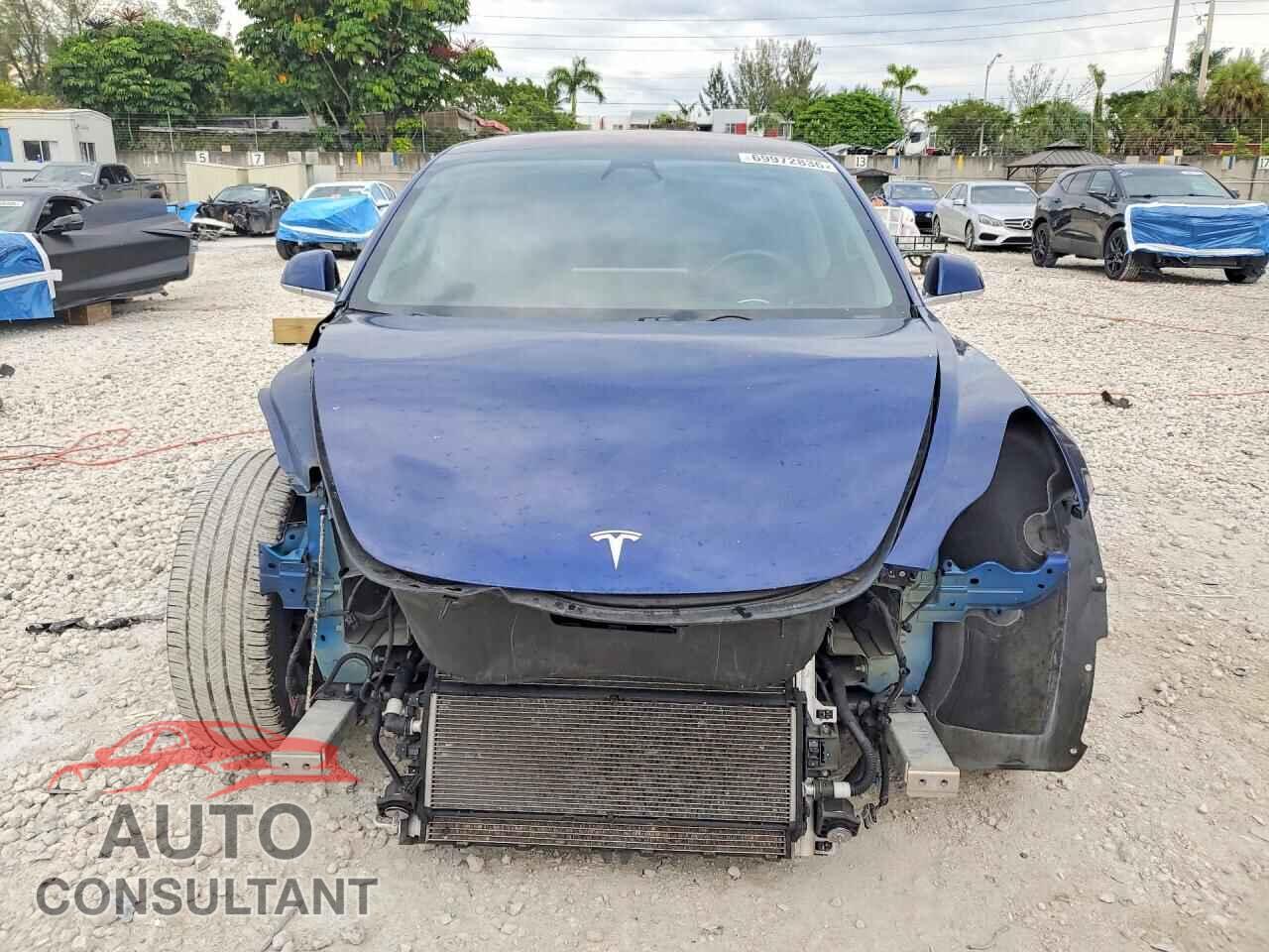 TESLA MODEL 3 2018 - 5YJ3E1EA5JF032550