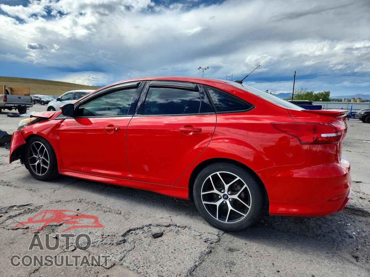 FORD FOCUS 2015 - 1FADP3F27FL268631