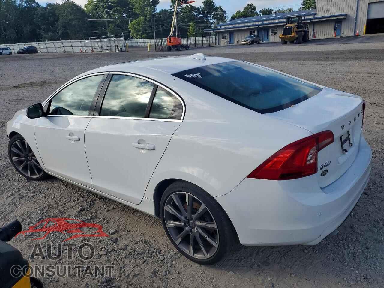 VOLVO S60 2014 - YV1902FH4E2272931