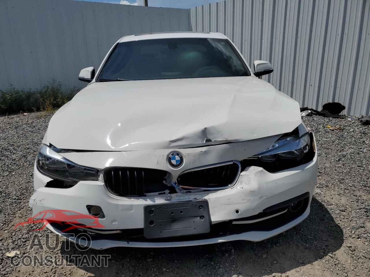 BMW 3 SERIES 2016 - WBA8E9G54GNT85583