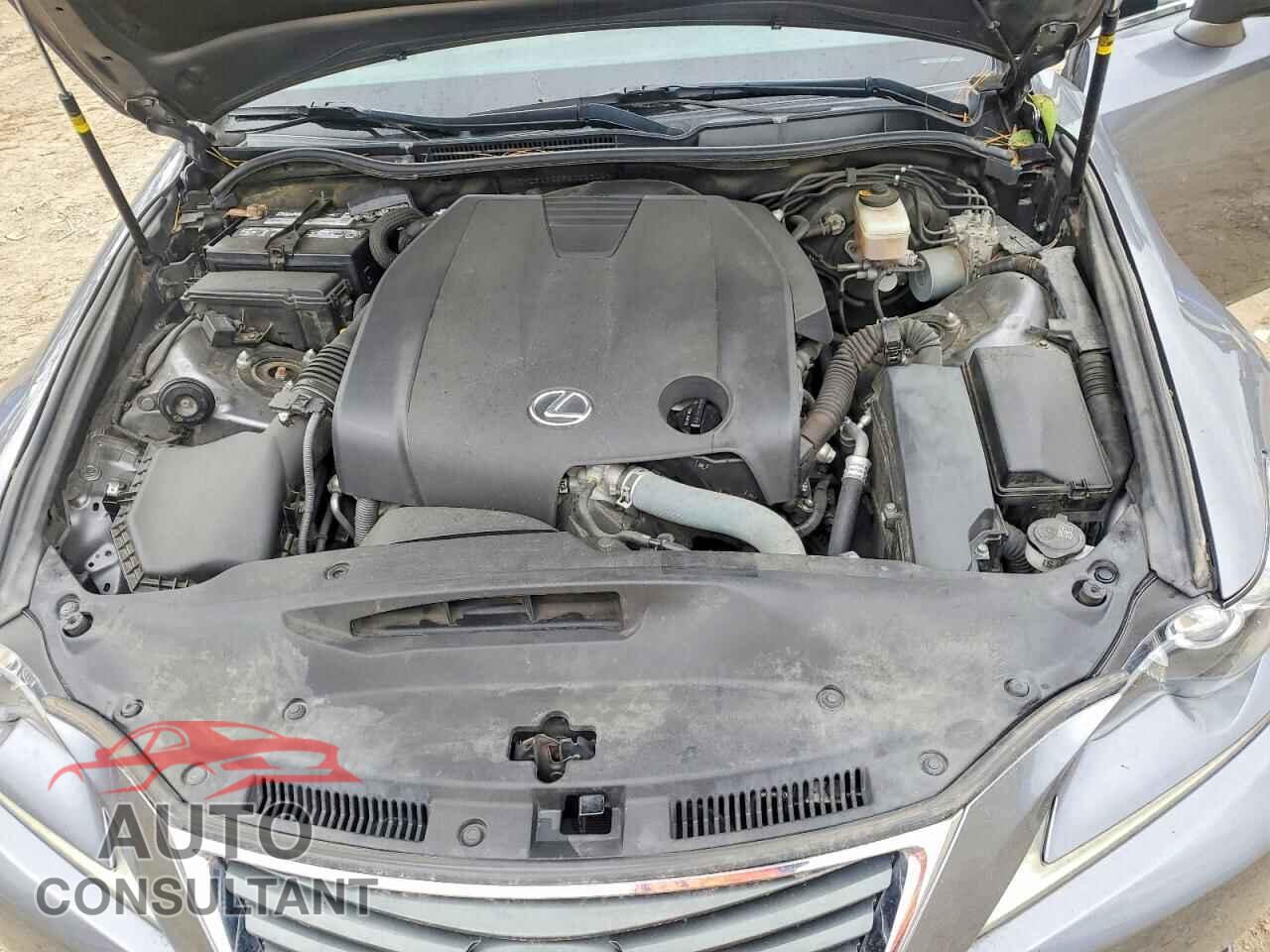 LEXUS IS 2015 - JTHCF1D25F5025306