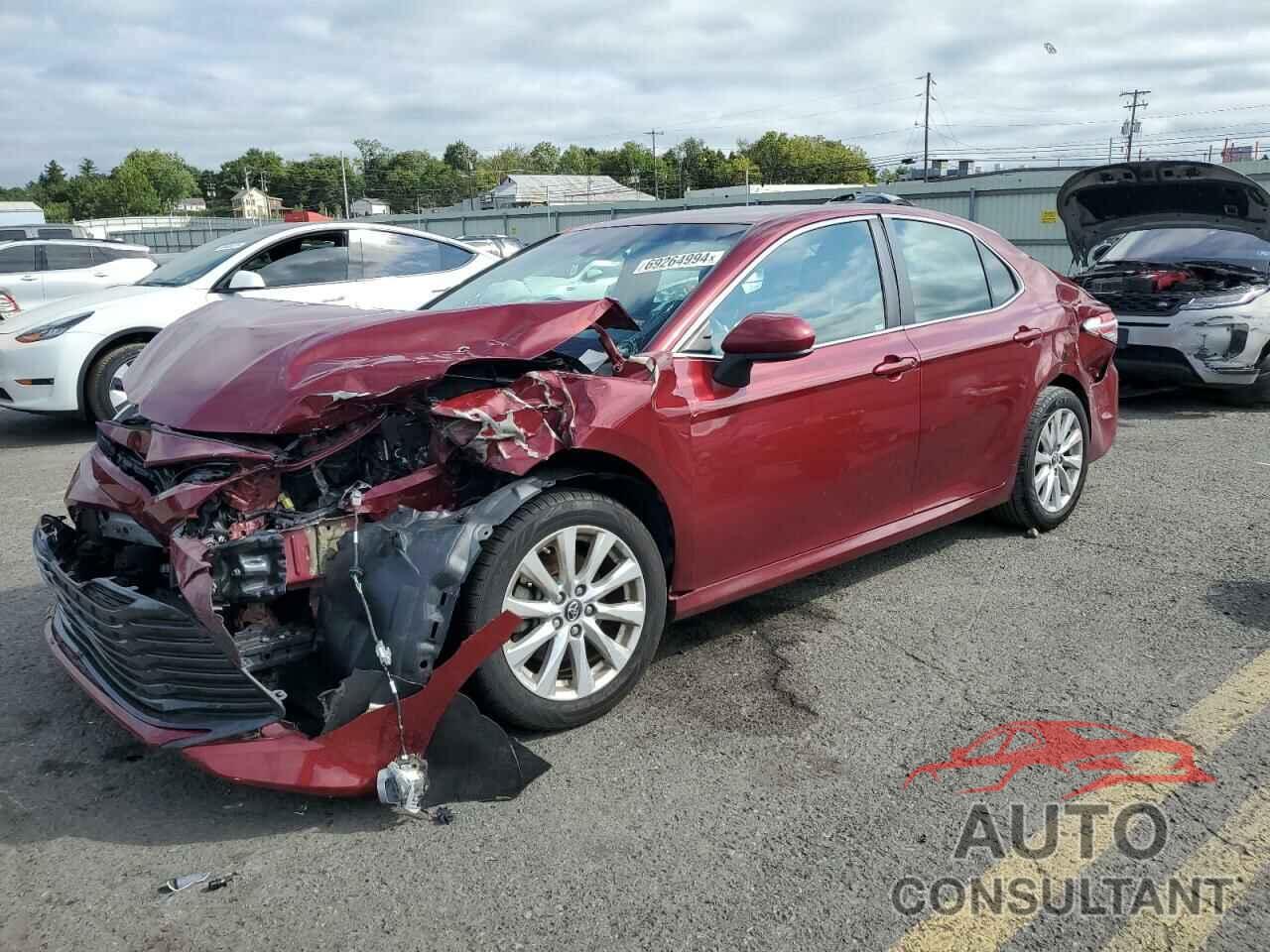 TOYOTA CAMRY 2018 - 4T1B11HK3JU501505