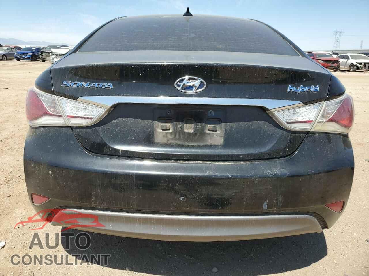HYUNDAI SONATA 2012 - KMHEC4A41CA034982