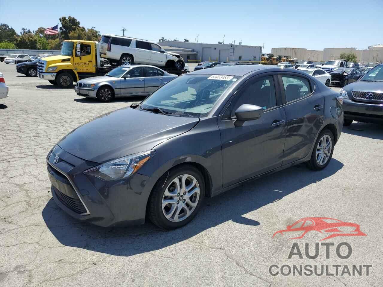TOYOTA YARIS 2017 - 3MYDLBYV0HY159849