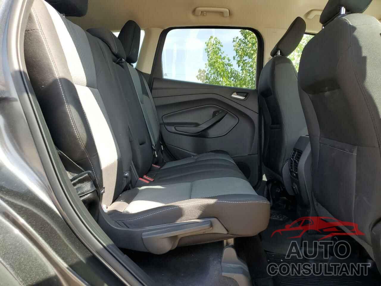 FORD ESCAPE 2018 - 1FMCU0GD9JUD45673