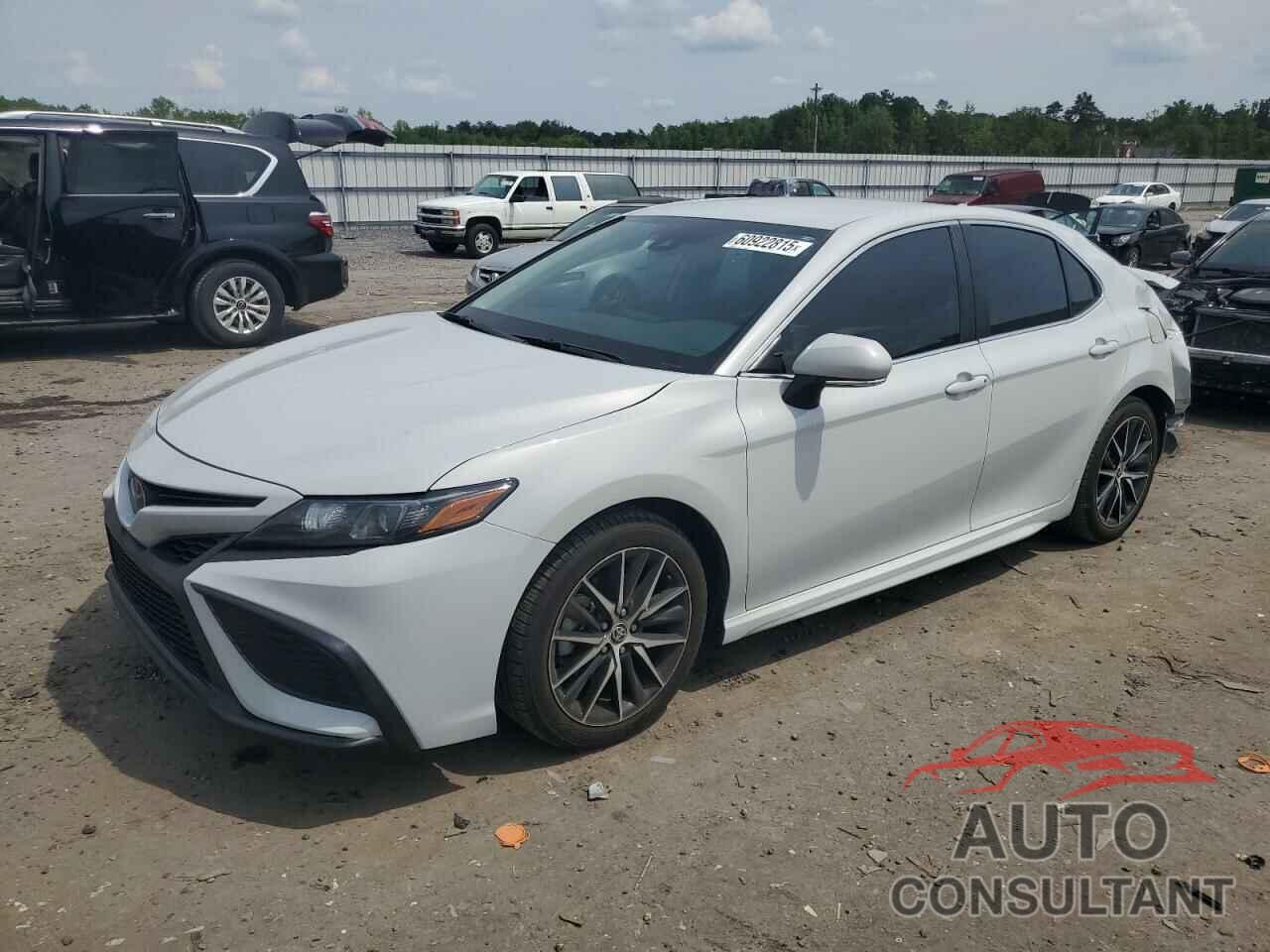 TOYOTA CAMRY 2024 - 4T1G11AK2RU208772