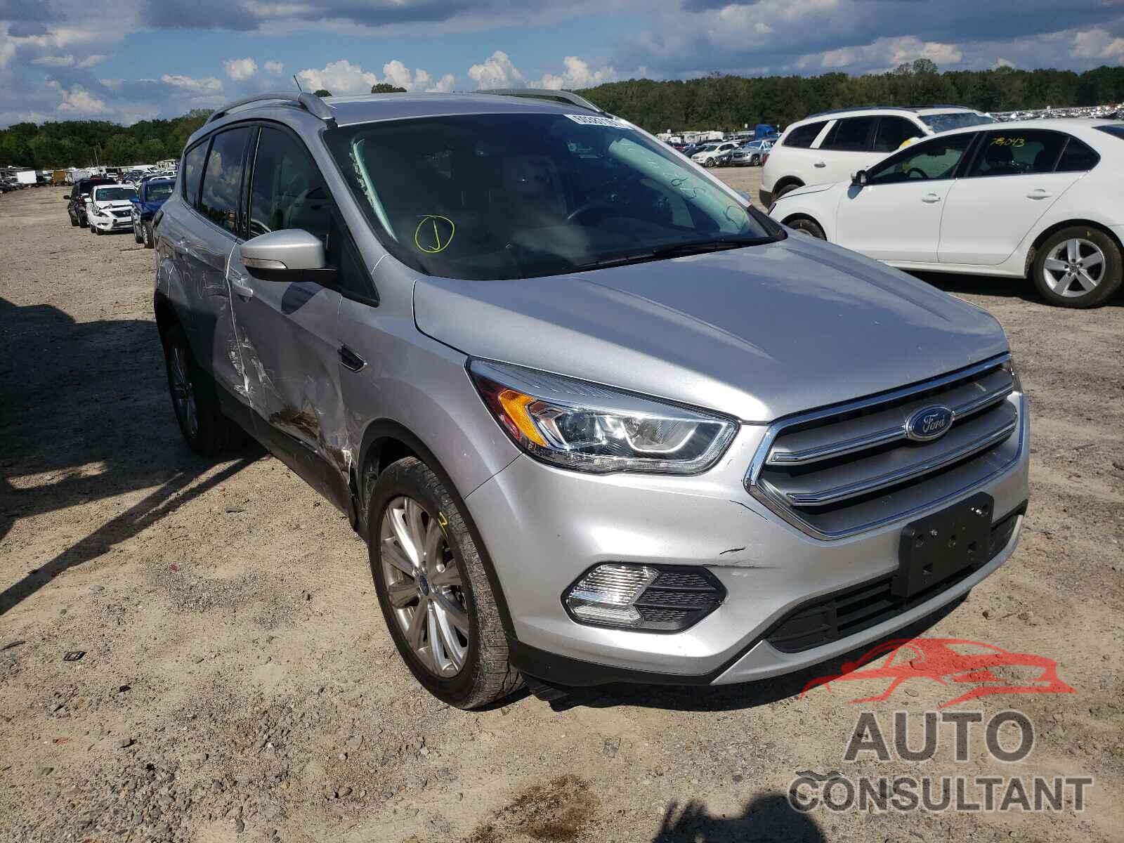 FORD ESCAPE 2017 - 1FMCU0J97HUF06763
