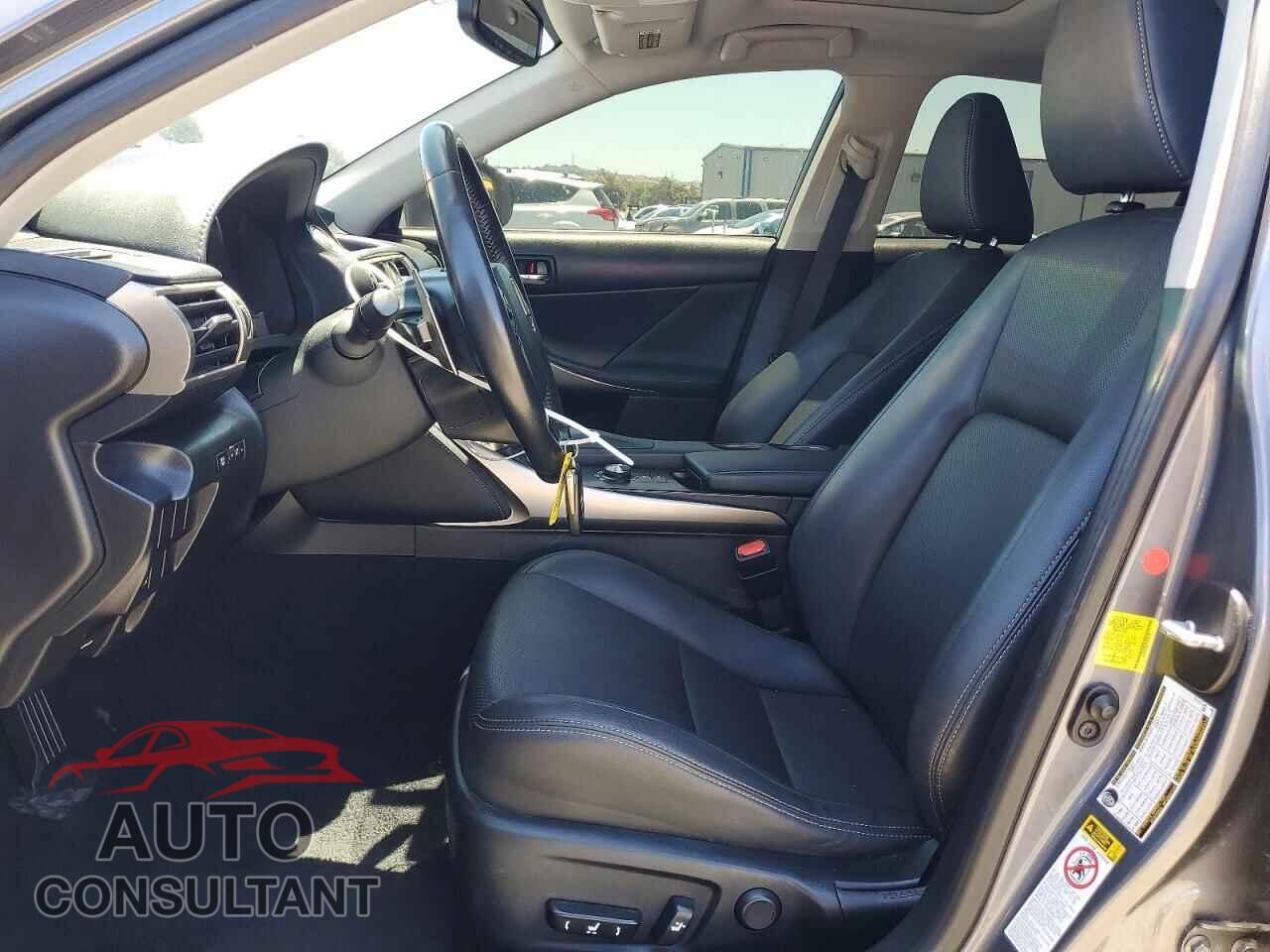 LEXUS IS 2015 - JTHBF1D28F5076150