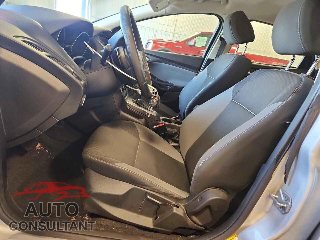 FORD FOCUS 2014 - 1FADP3F26EL149581