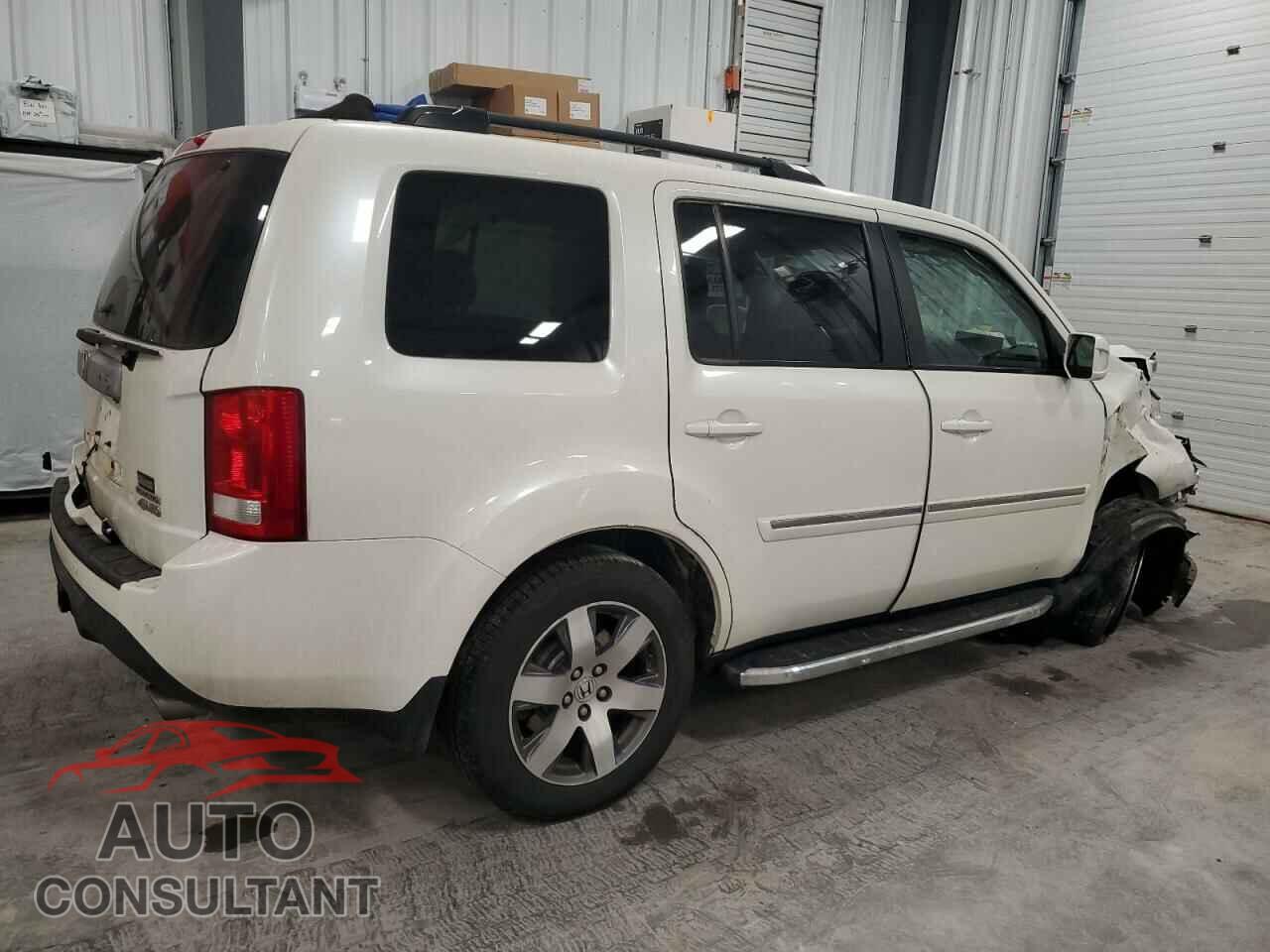 HONDA PILOT 2015 - 5FNYF4H97FB501389