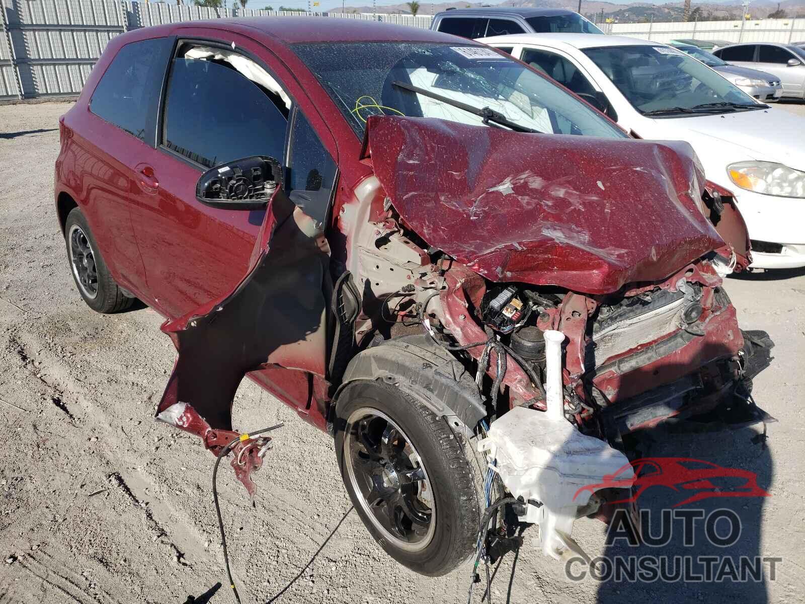 TOYOTA YARIS 2018 - VNKJTUD34JA092773