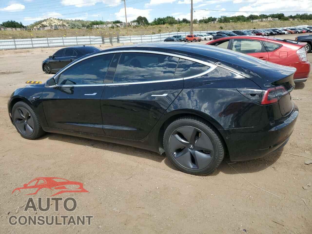 TESLA MODEL 3 2019 - 5YJ3E1EB5KF197234