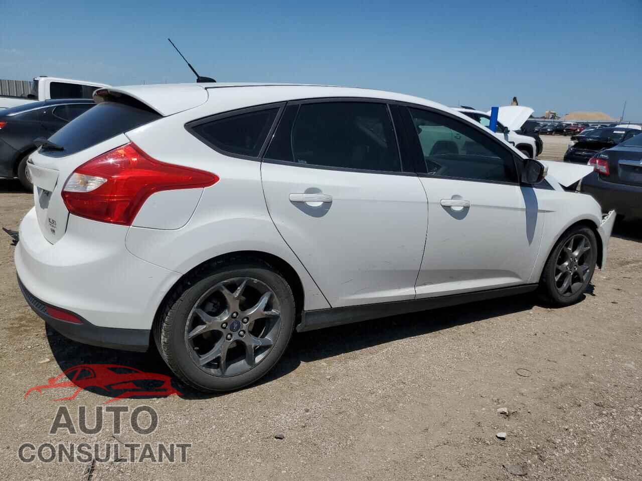 FORD FOCUS 2014 - 1FADP3K21EL326091