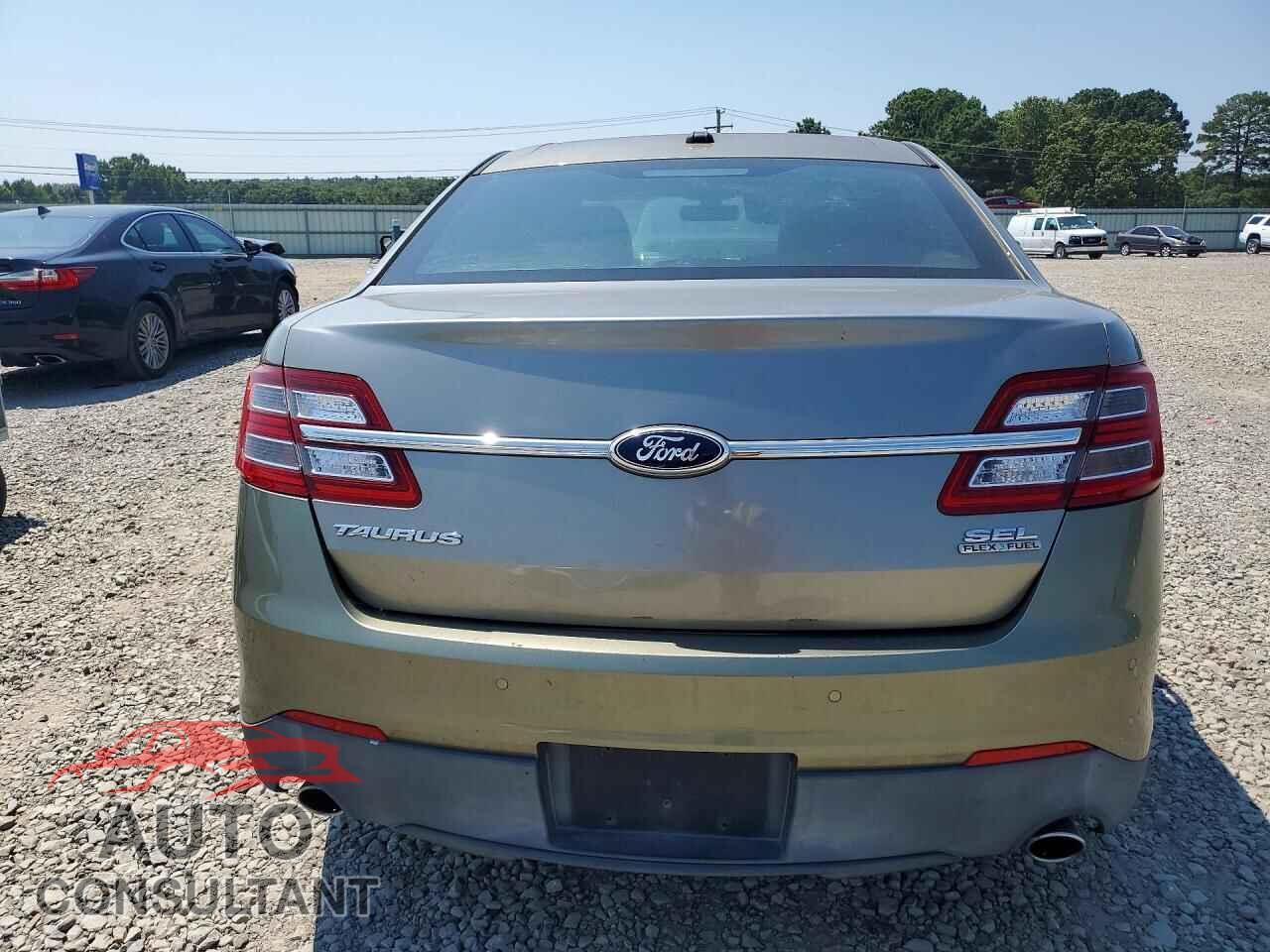 FORD TAURUS 2013 - 1FAHP2E85DG129217