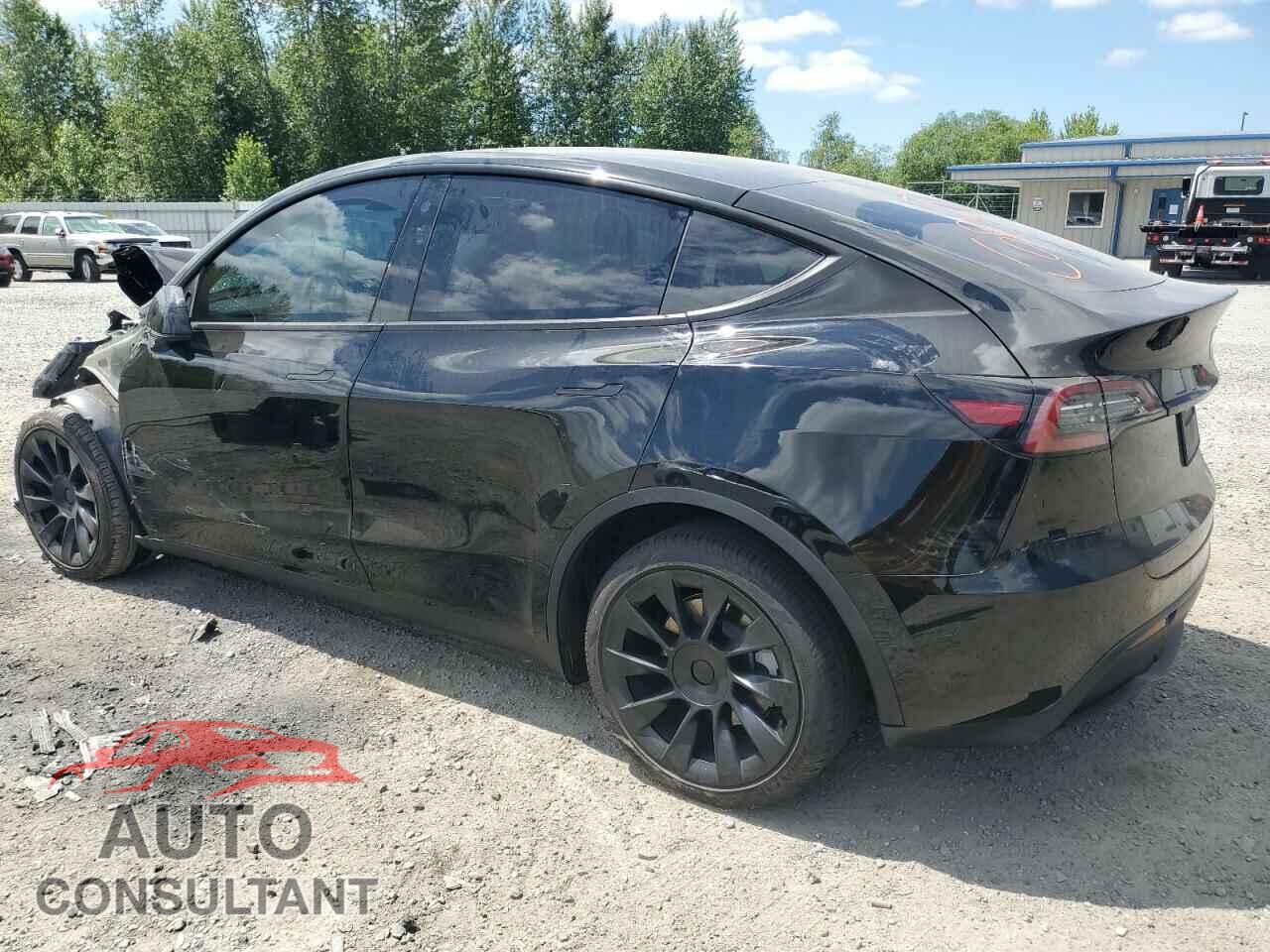 TESLA MODEL Y 2022 - 7SAYGDEE7NF480284