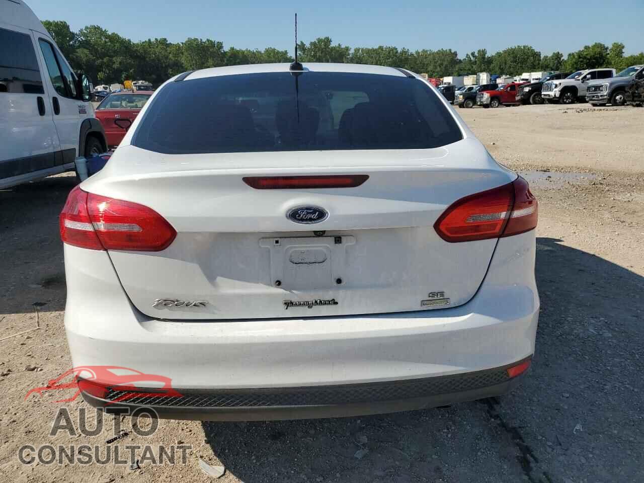 FORD FOCUS 2017 - 1FADP3FE8HL284169