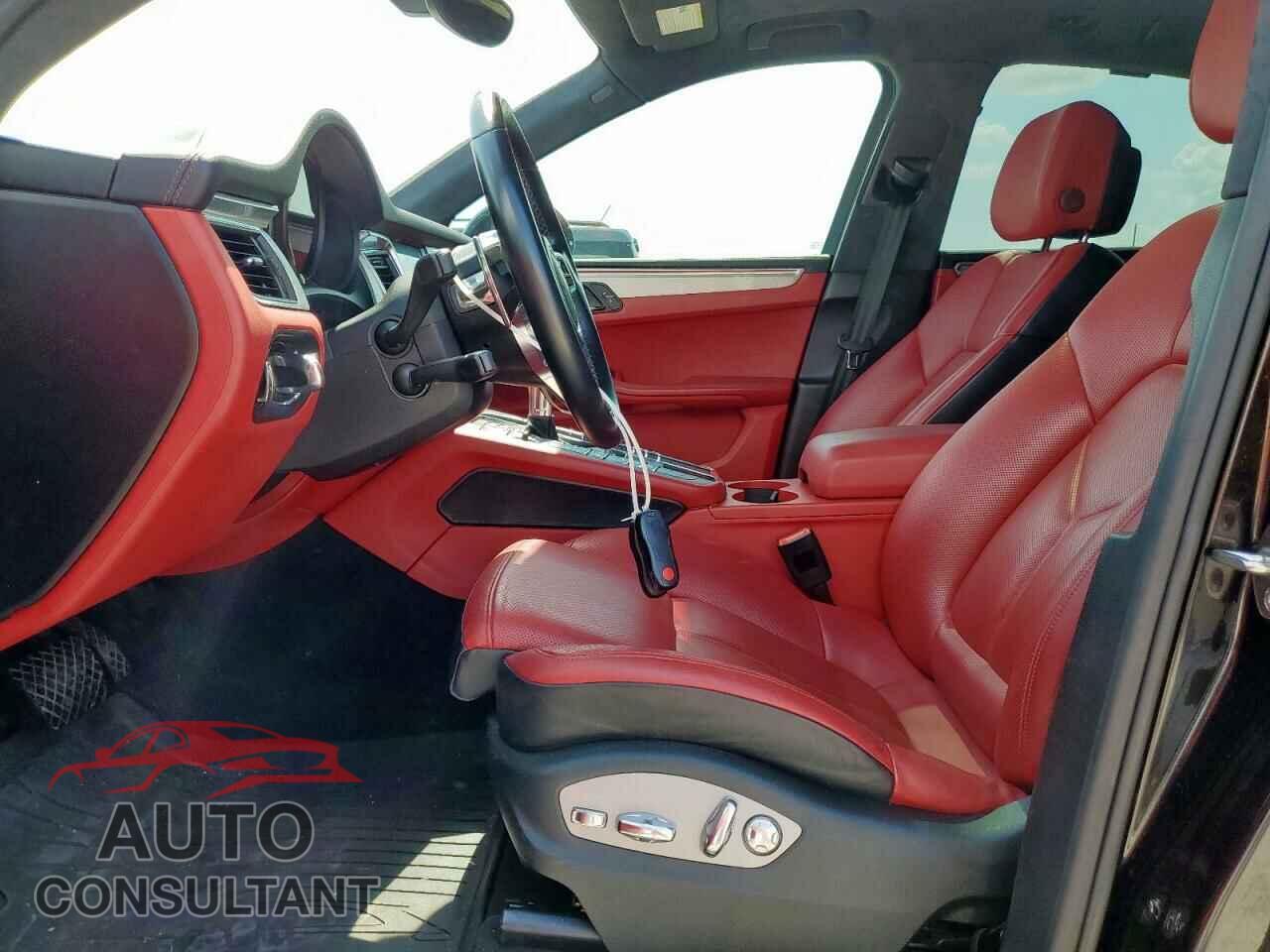 PORSCHE MACAN 2018 - WP1AF2A51JLB70570