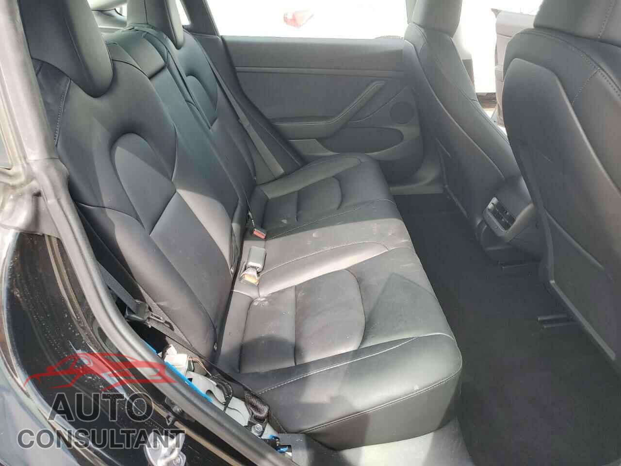 TESLA MODEL 3 2023 - 5YJ3E1EA1PF682484