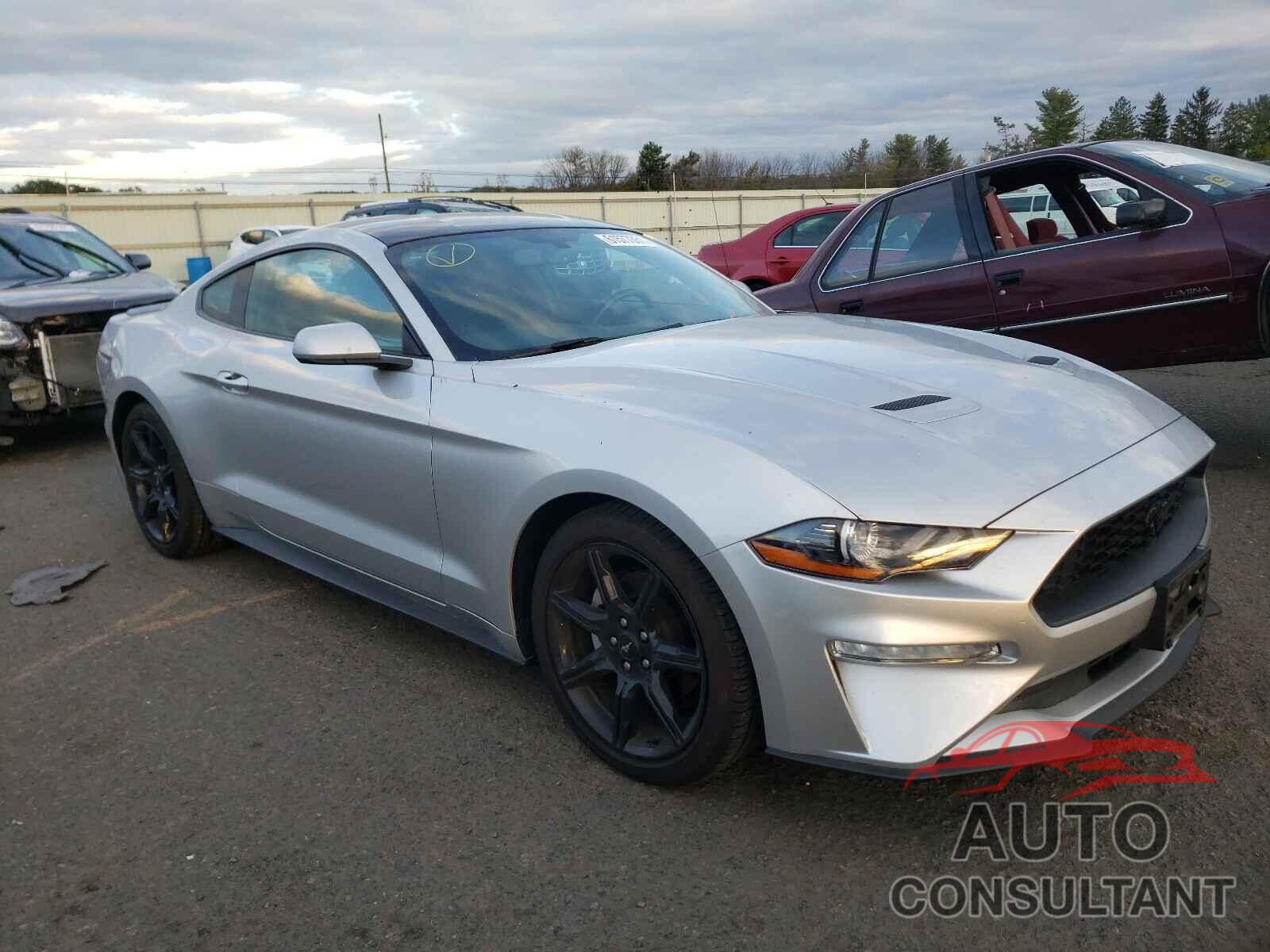 FORD MUSTANG 2018 - 1FA6P8TH4J5135739