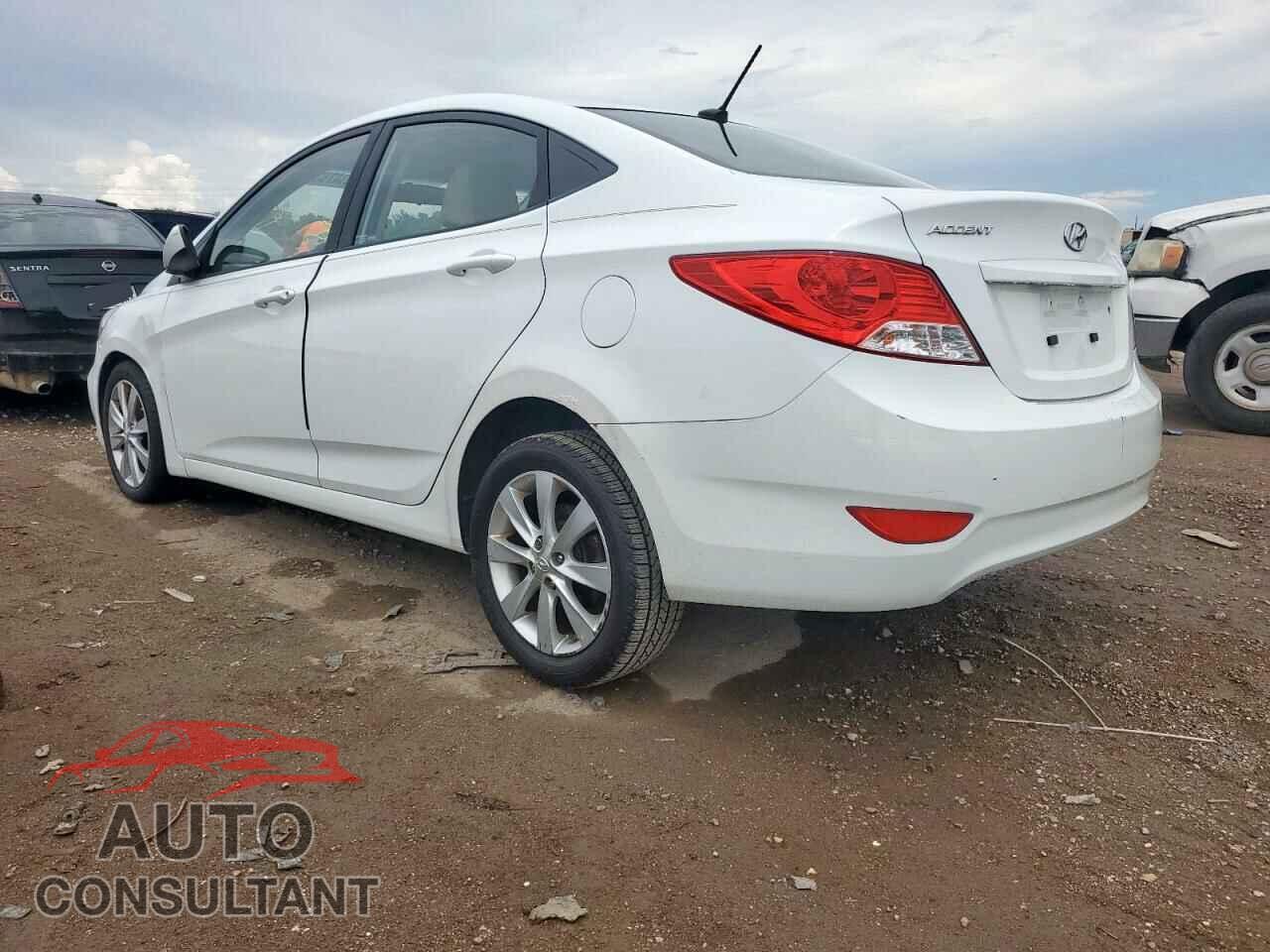 HYUNDAI ACCENT 2012 - KMHCU4AEXCU069242