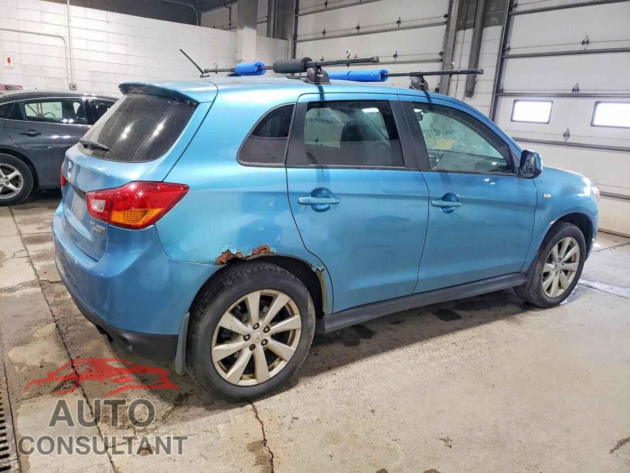 MITSUBISHI OUTLANDER 2013 - 4A4AR3AU3DE019236