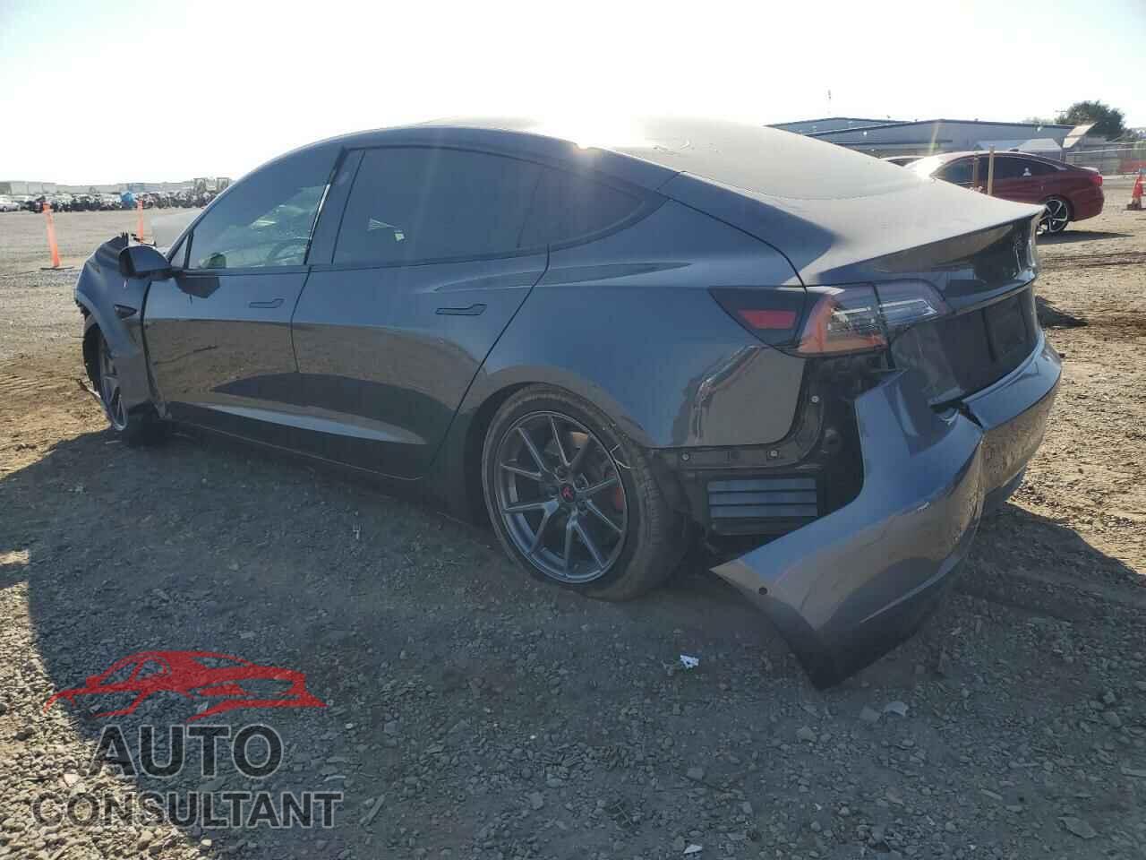 TESLA MODEL 3 2021 - 5YJ3E1EAXMF930226