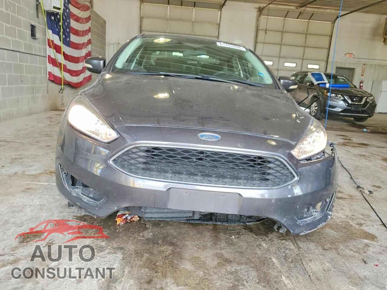 FORD FOCUS 2017 - 1FADP3F21HL318975
