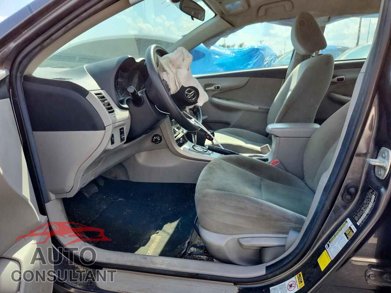 TOYOTA COROLLA 2013 - 2T1BU4EEXDC127312