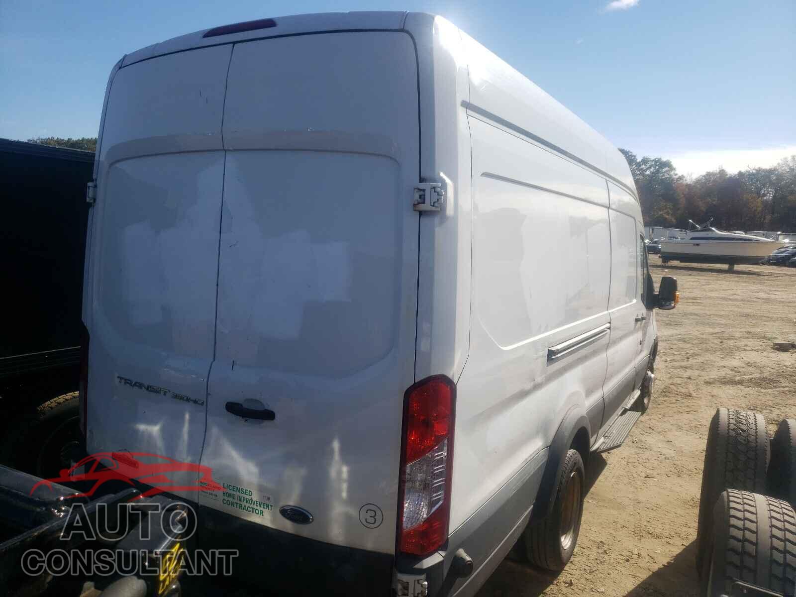 FORD TRANSIT CO 2017 - 1FTRS4XV7HKA70427