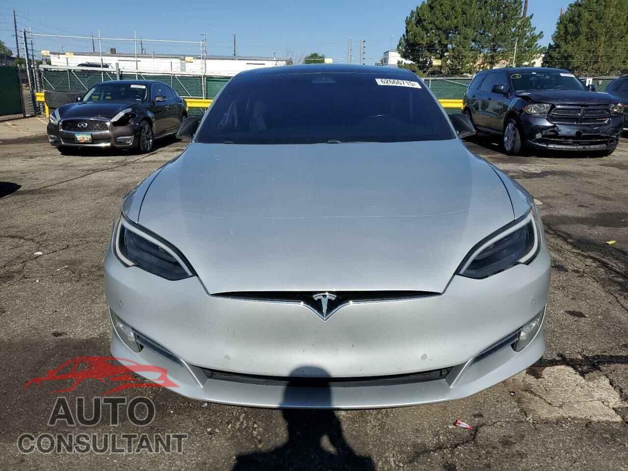 TESLA MODEL S 2018 - 5YJSA1E26JF261397