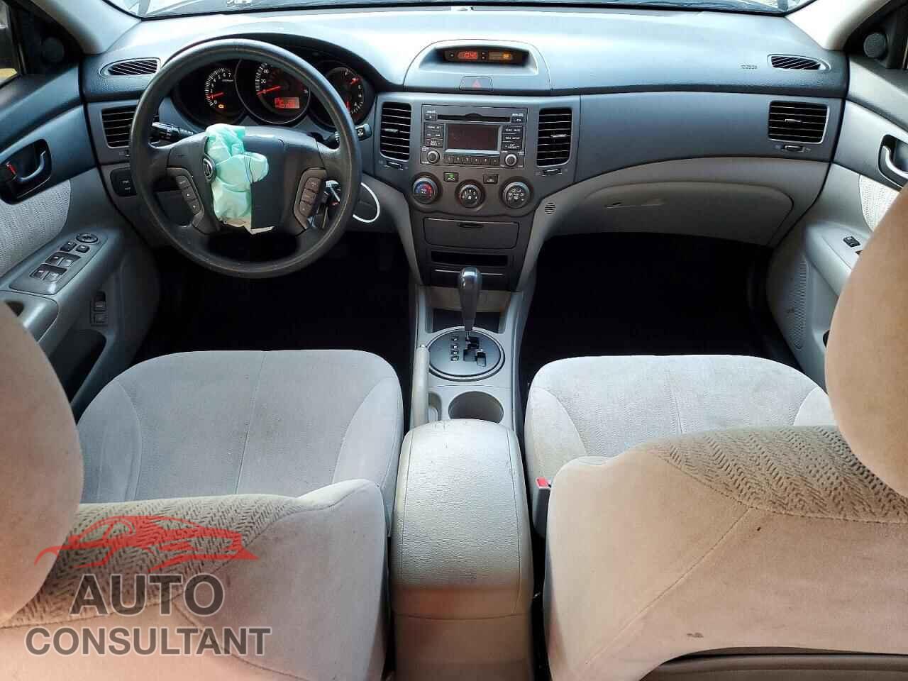KIA OPTIMA 2010 - KNAGG4A80A5390329