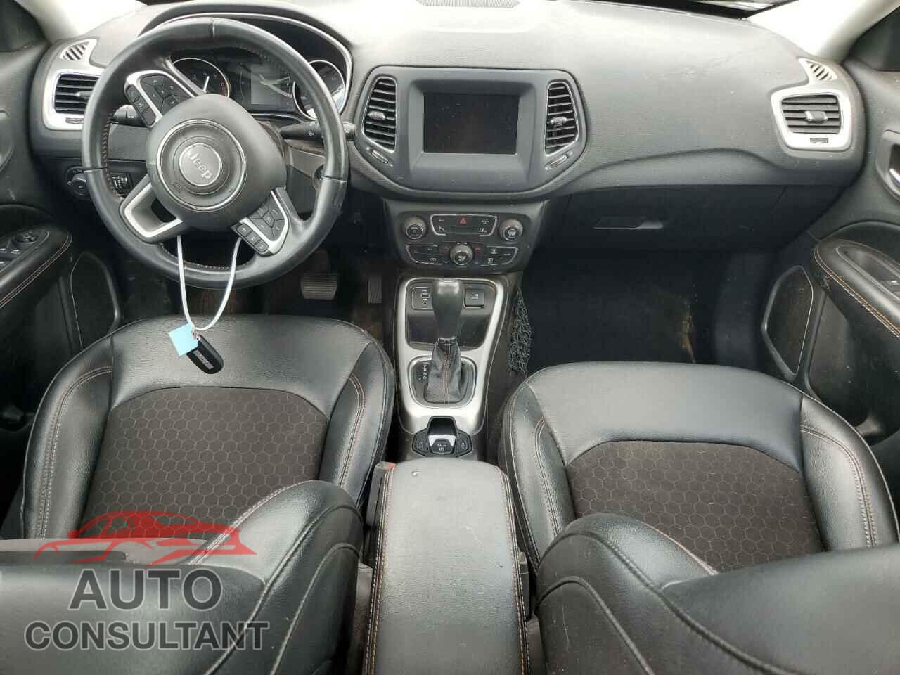 JEEP COMPASS 2020 - 3C4NJCBB2LT256845