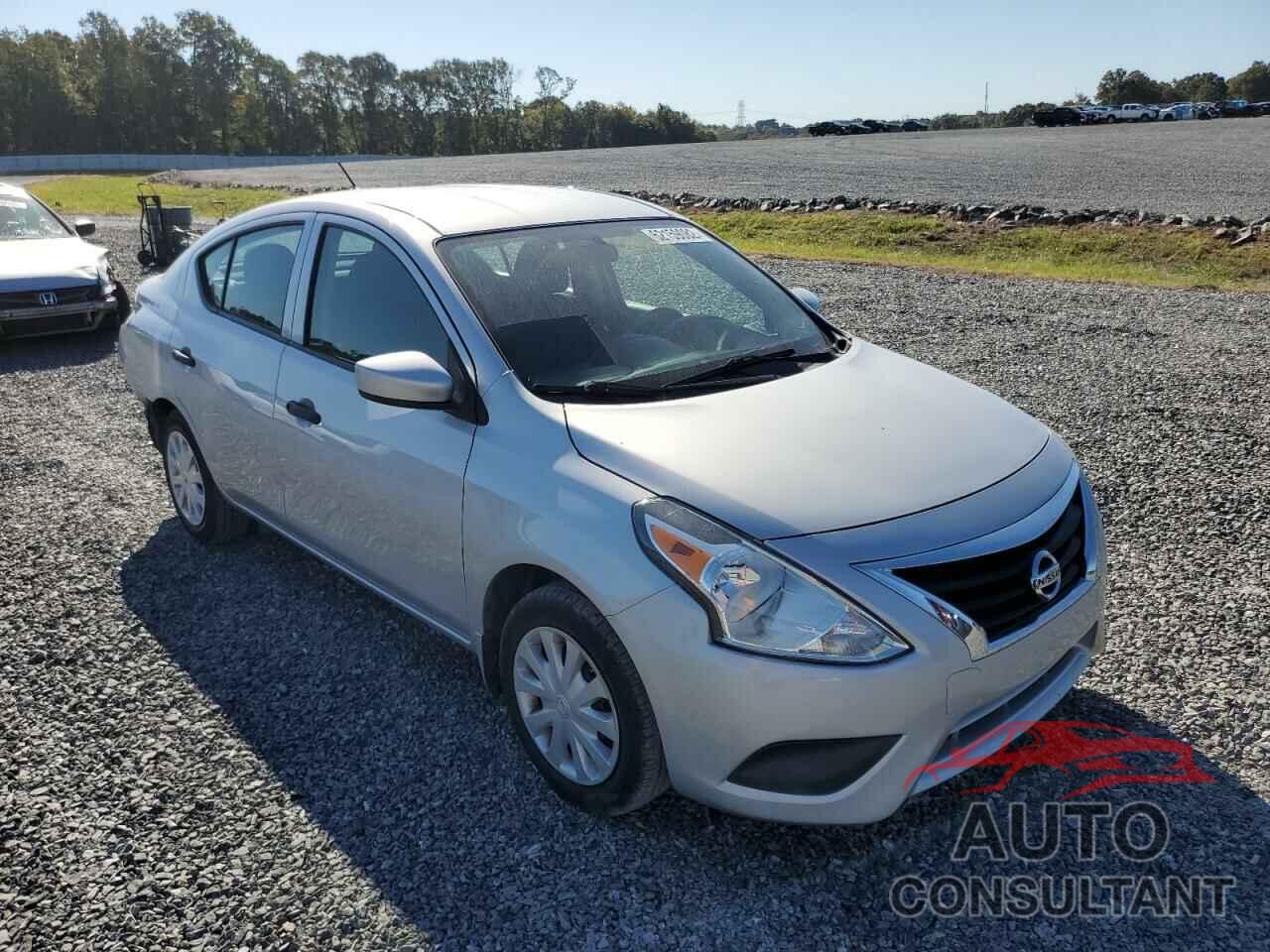 NISSAN VERSA 2019 - 3N1CN7AP2KL816557