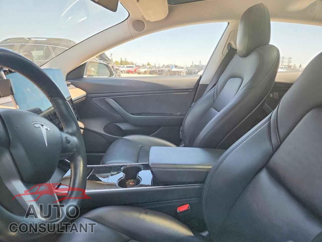 TESLA MODEL 3 2018 - 5YJ3E1EA6JF077741