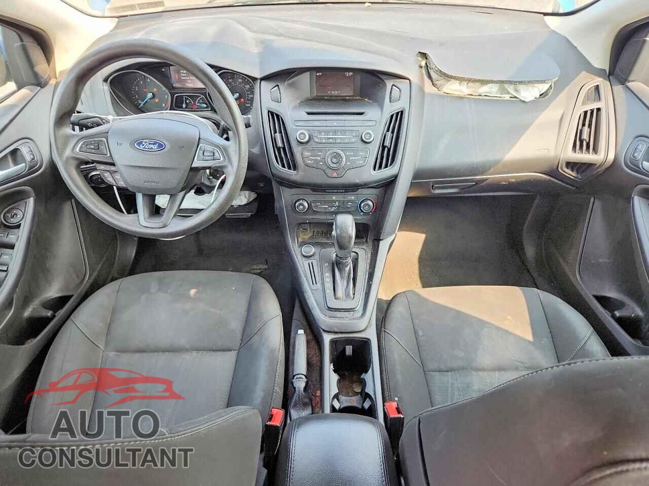 FORD FOCUS 2017 - 1FADP3F21HL224322