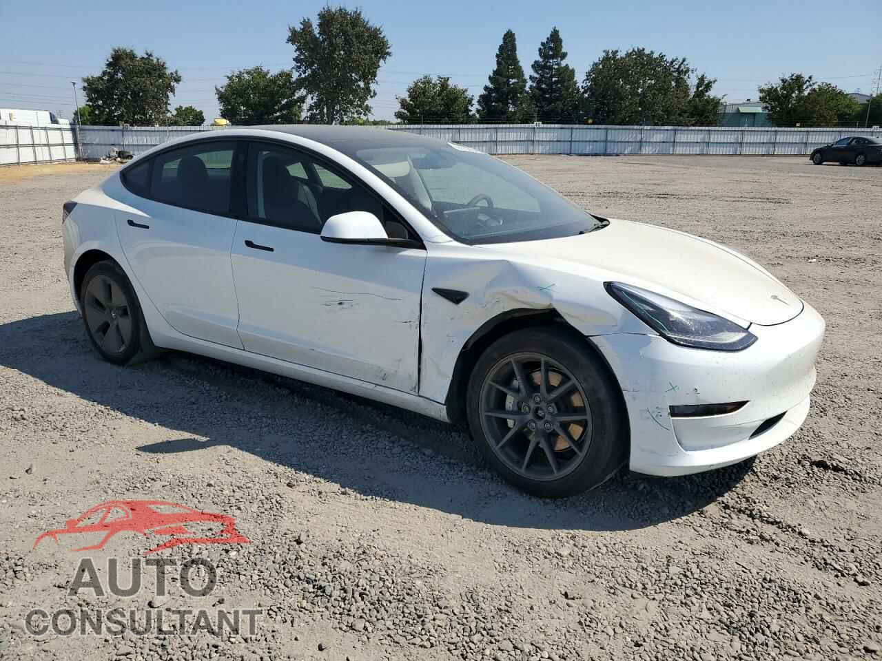 TESLA MODEL 3 2023 - 5YJ3E1EB5PF677409