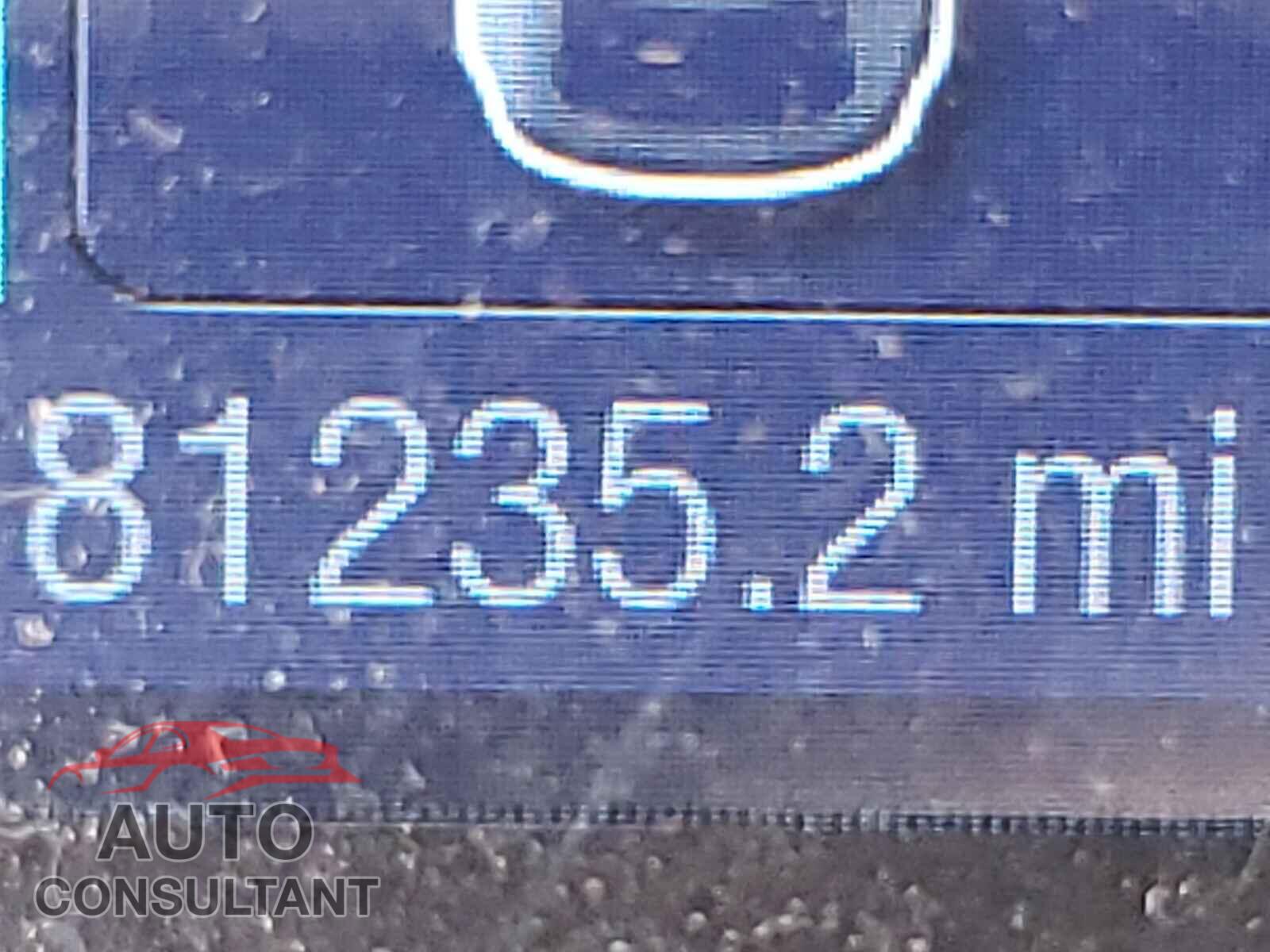 FORD TAURUS 2017 - 1FAHP2D80HG110792