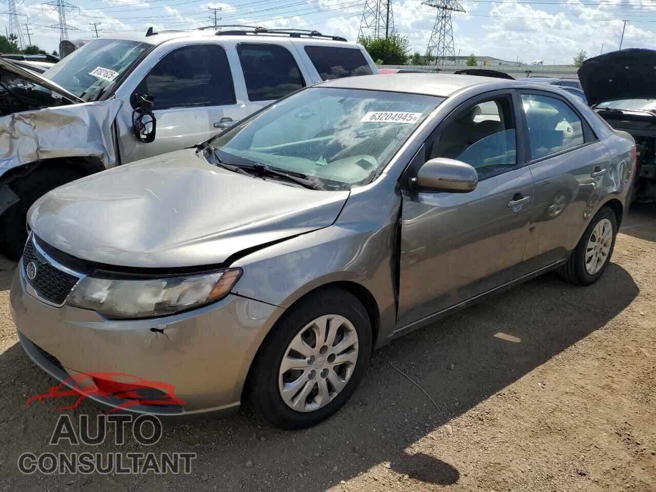 KIA FORTE 2011 - KNAFU4A22B5460978