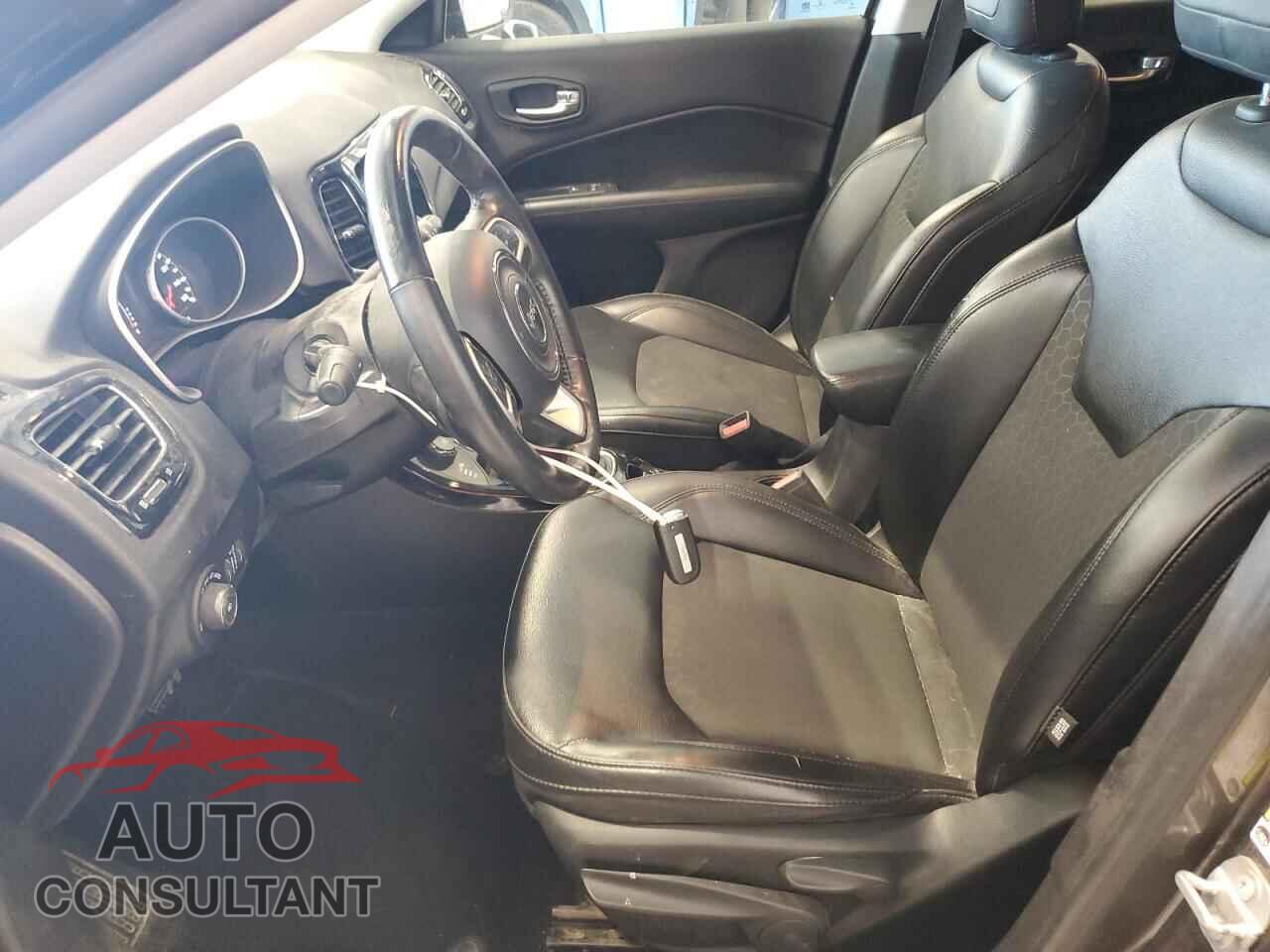 JEEP COMPASS 2019 - 3C4NJDBB7KT807145