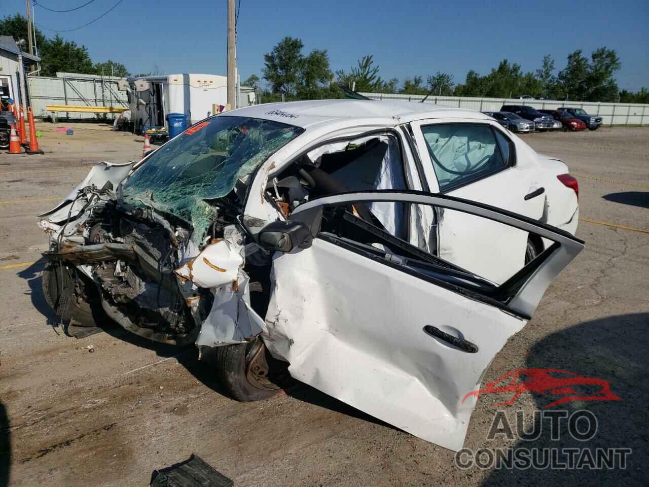 NISSAN VERSA 2012 - 3N1CN7AP6CL821648