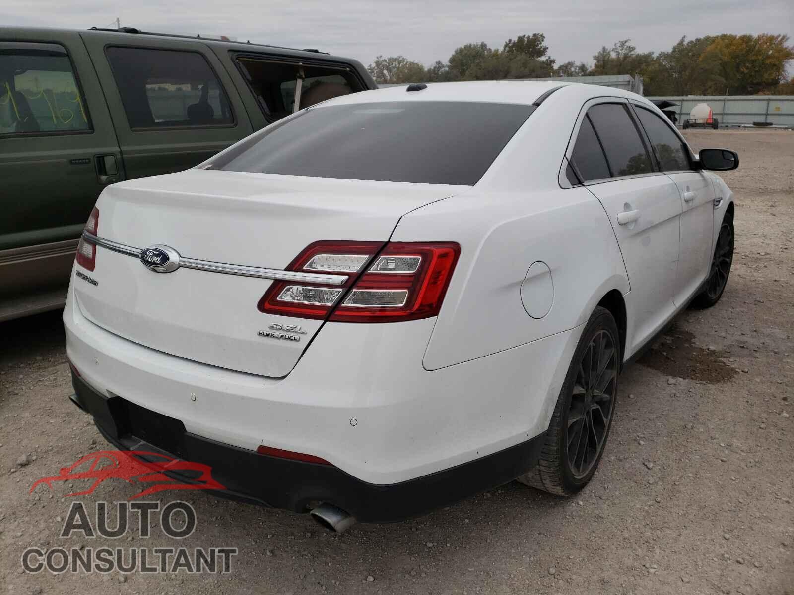 FORD TAURUS 2017 - 1FAHP2E85HG144550