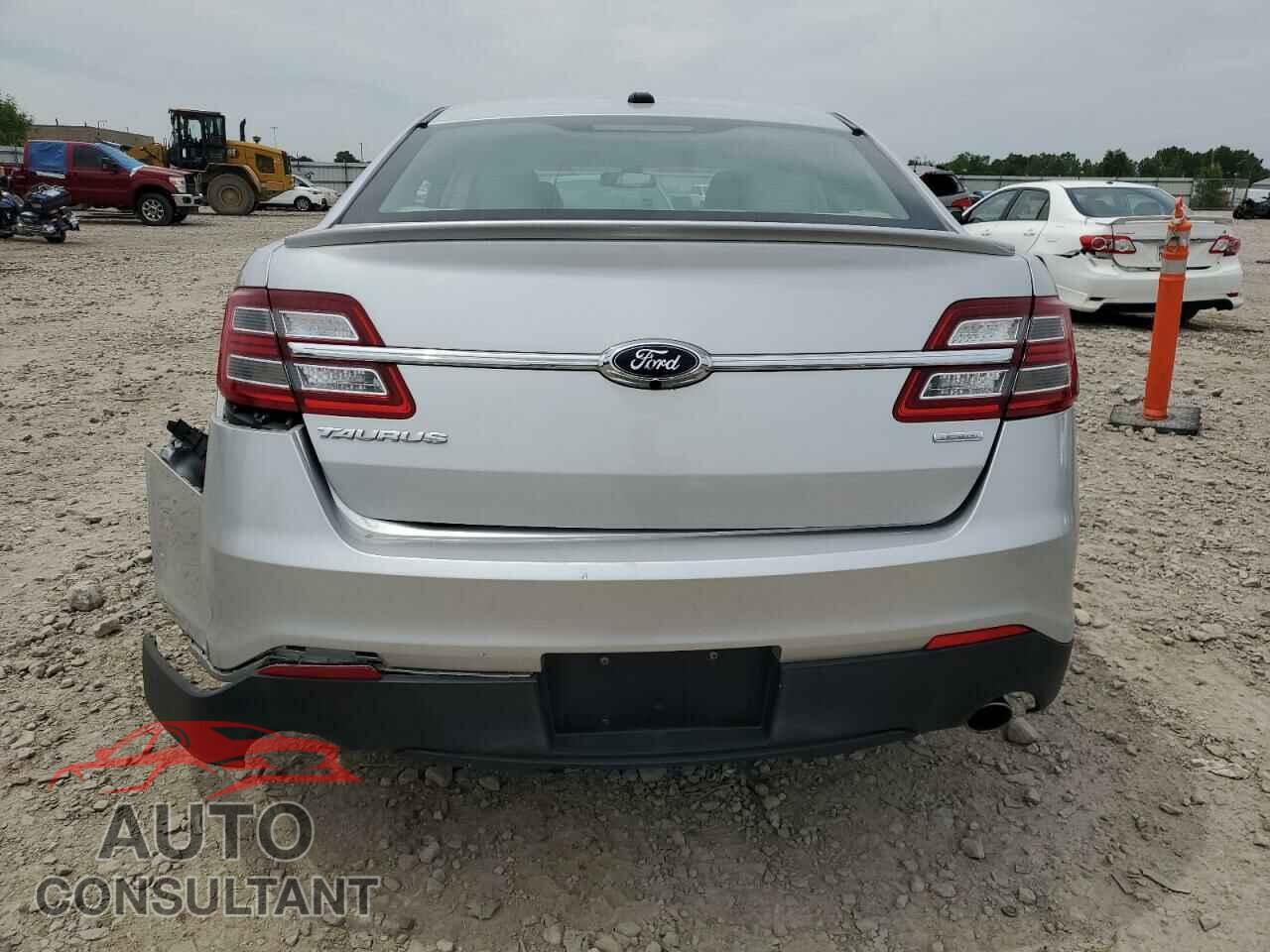FORD TAURUS 2015 - 1FAHP2D90FG105498
