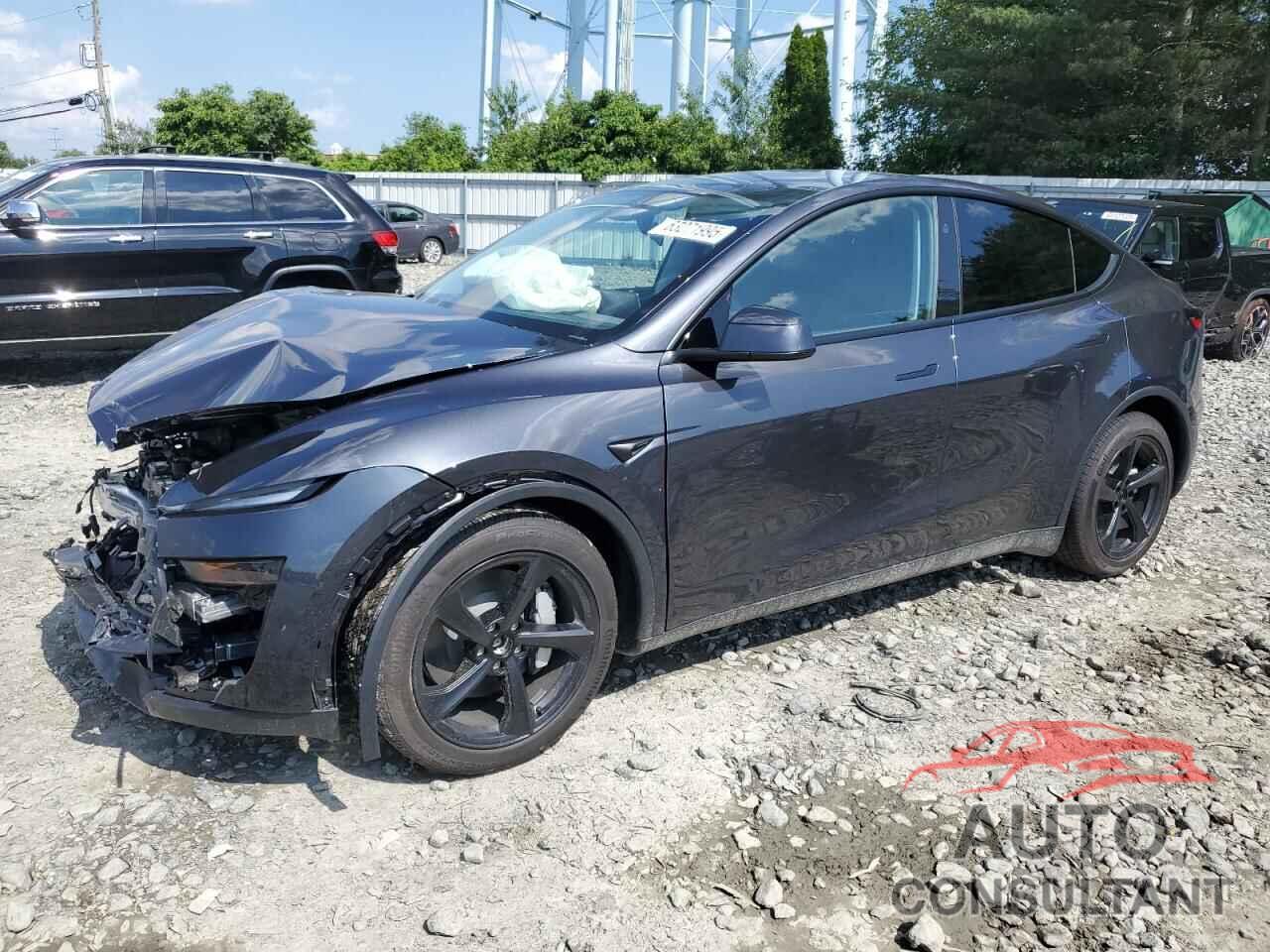 TESLA MODEL Y 2026 - 7SAYGDEE9TF361567
