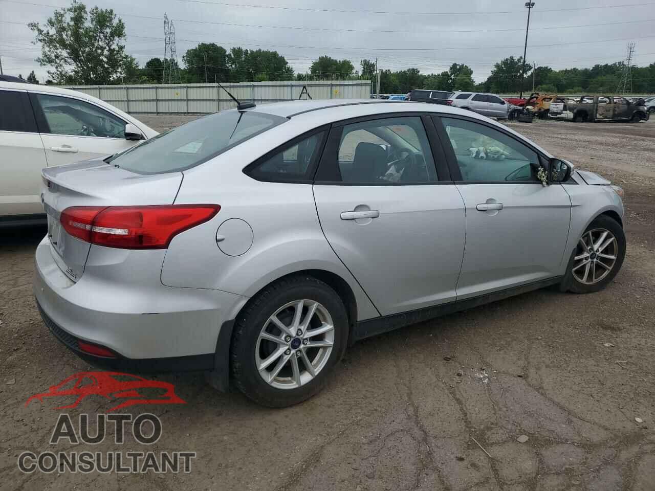 FORD FOCUS 2015 - 1FADP3F22FL289810